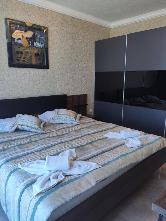 Deluxe Apartments Gallery 2 Слънчев бряг Екстериор снимка