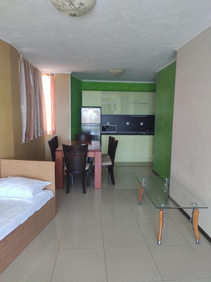 Deluxe Apartments Gallery 2 Слънчев бряг Екстериор снимка