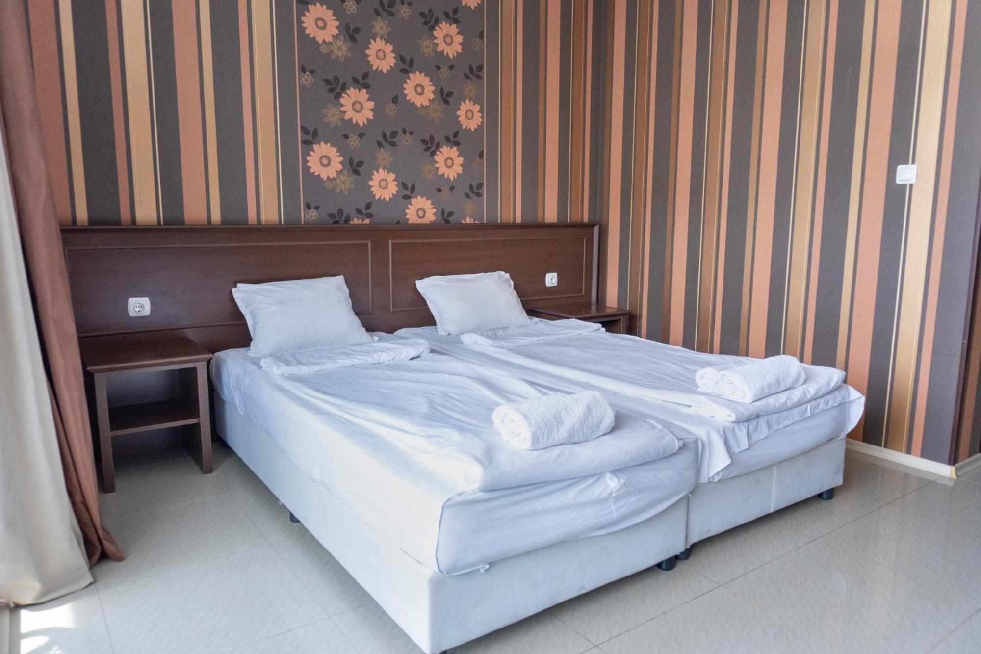 Deluxe Apartments Gallery 2 Слънчев бряг Екстериор снимка