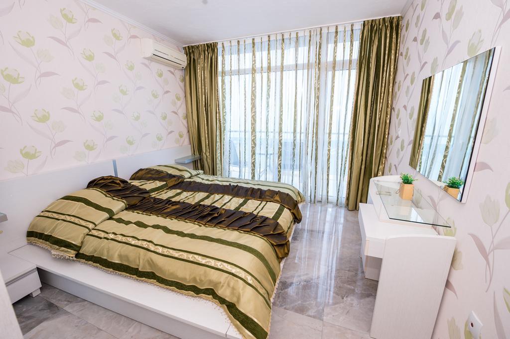 Deluxe Apartments Gallery 2 Слънчев бряг Екстериор снимка